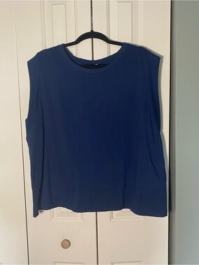 Cap Sleeve Crewneck Women's Top - Navy - Sz XXL